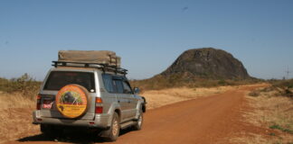 4x4 Rooftop tent vehicle